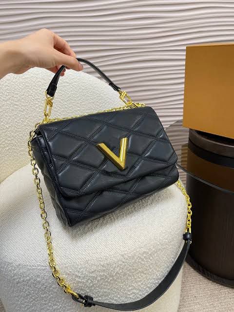 LOUIS VUITTON GO-14 MM